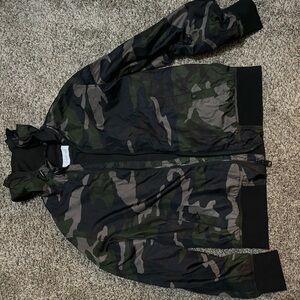 Calvin Klein Camo Windbreaker